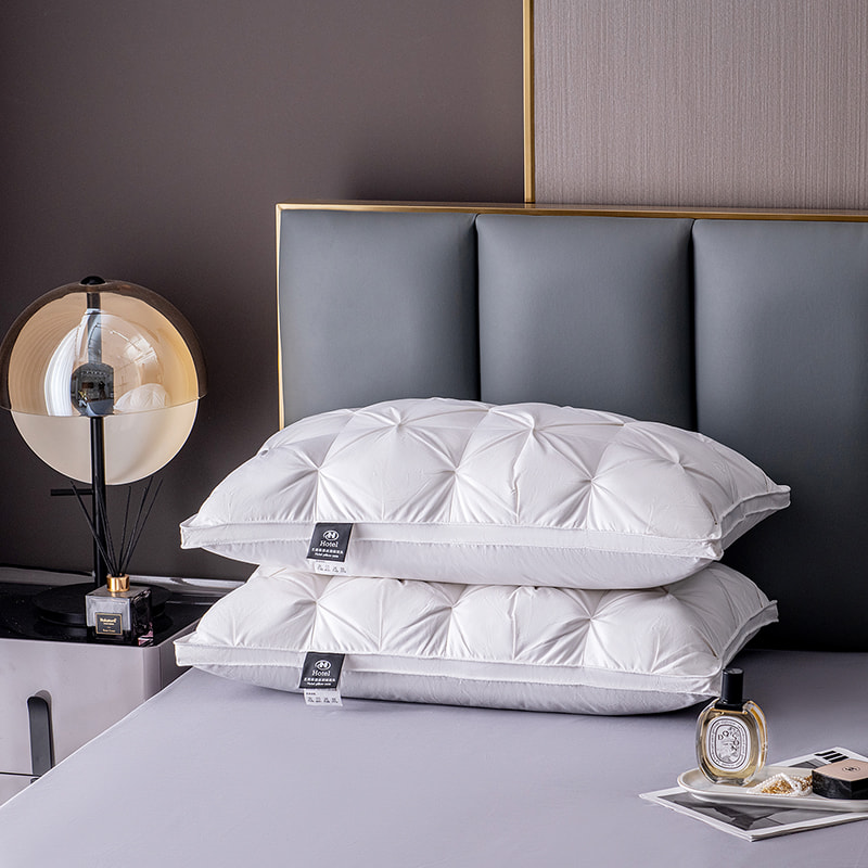 Cottonus Buttonhole lux luxuria in Pillow Core