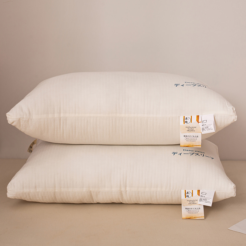 Originale Cotton Pluma Velvet Pillow